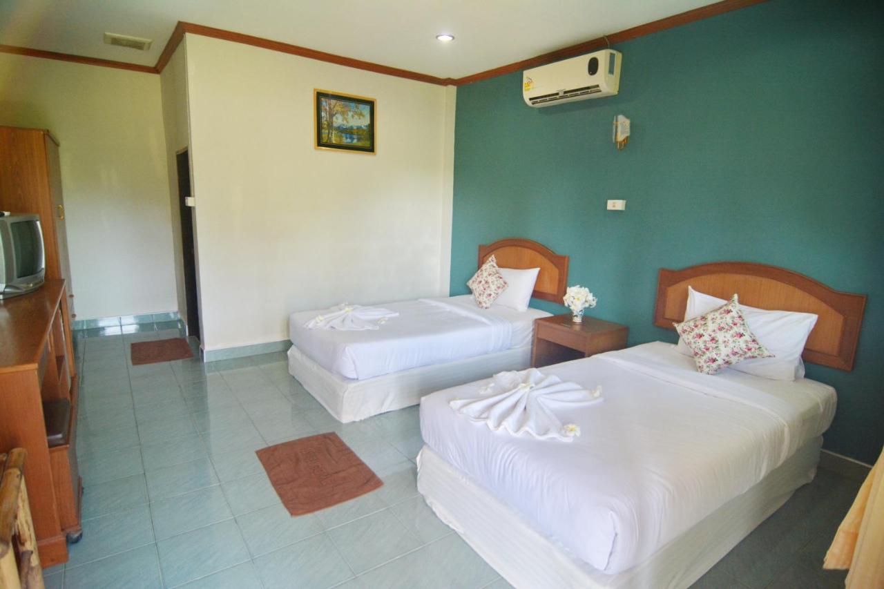 Klongdao Beach Resort Koh Lanta Exterior photo